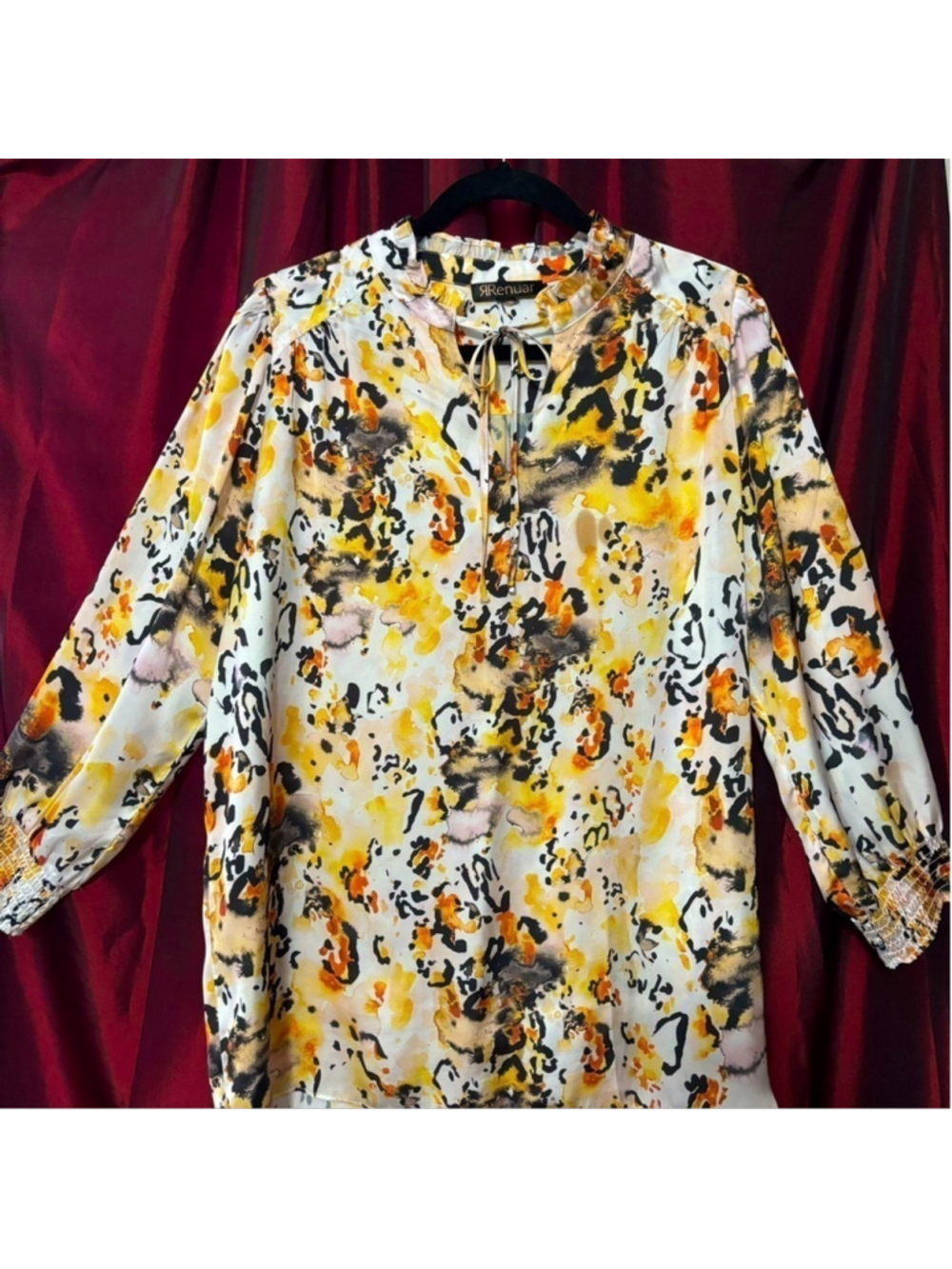 SILKY TOP IN GOLD WHITE BLACK UNIQUE AND FANCY DESIGNER RENUAR